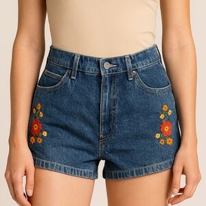 Vintage Embroidered Floral Shorts size 28